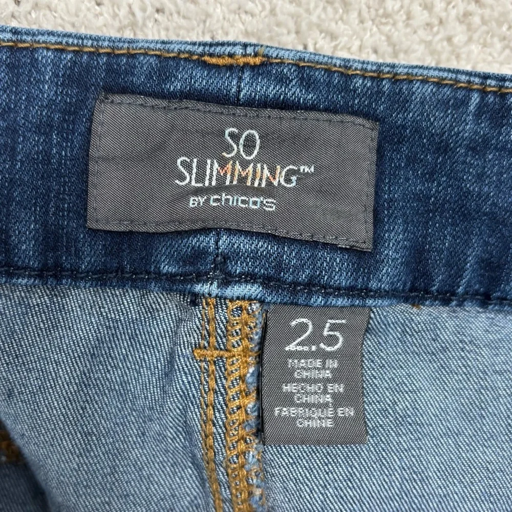 Chico's Jeans Womens 2.5 (14) Blue So Slimming Girlfriend Raw Hem Slim‎ Straight